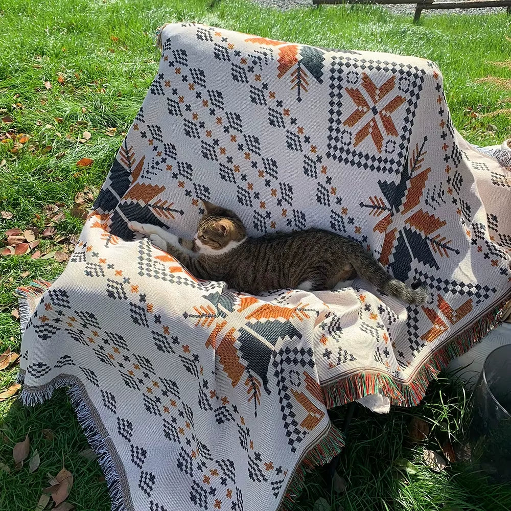 Multi Functional Picnic Mats, Sofa Blankets, Tablecloths, Suitable for Family Dining, Activities, Festivals, and Outdoor Camping